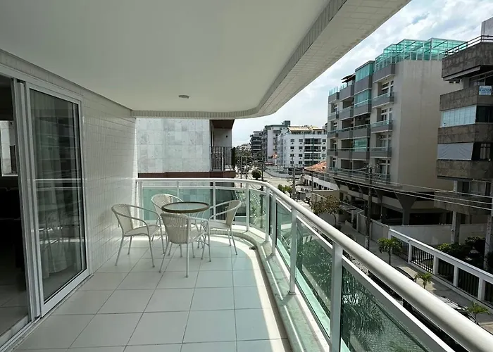Apartamento 3 Quartos Em Frente A Praia Do Forte